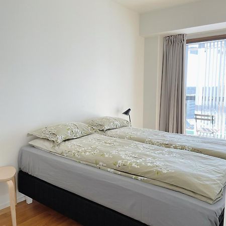 Tapiola Oak Apartment Еспоо Екстер'єр фото